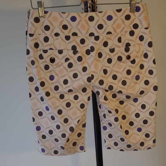 Polka Dot Patterned Shorts - Picture 3 of 3